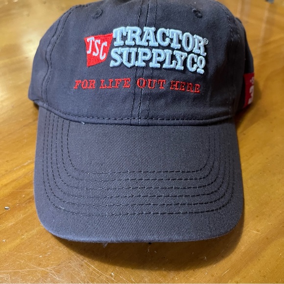 NWT Tractor Supply Baseball Hat / Cap - Picture 1 of 5